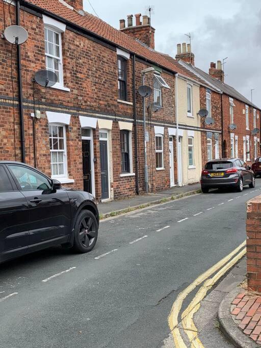 No6 - Beverley - Elegant Townhouse - Central Location Exterior photo