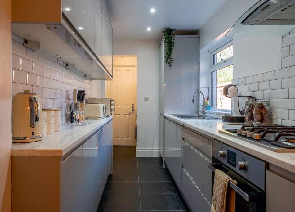 No6 - Beverley - Elegant Townhouse - Central Location Exterior photo