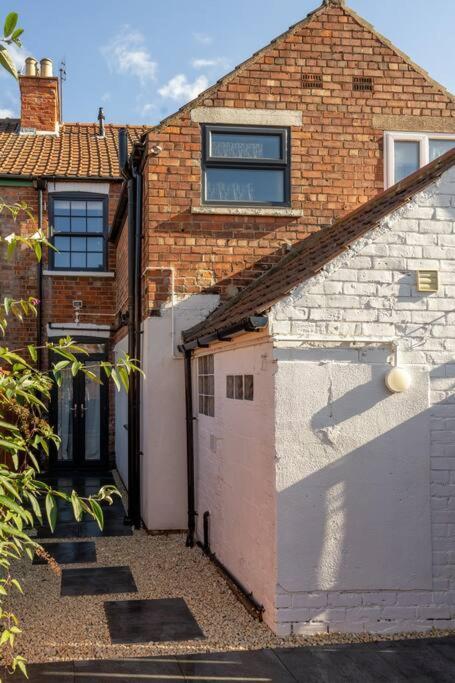 No6 - Beverley - Elegant Townhouse - Central Location Exterior photo